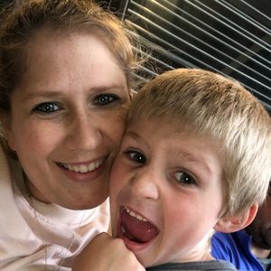 Meet your Posher, Sara